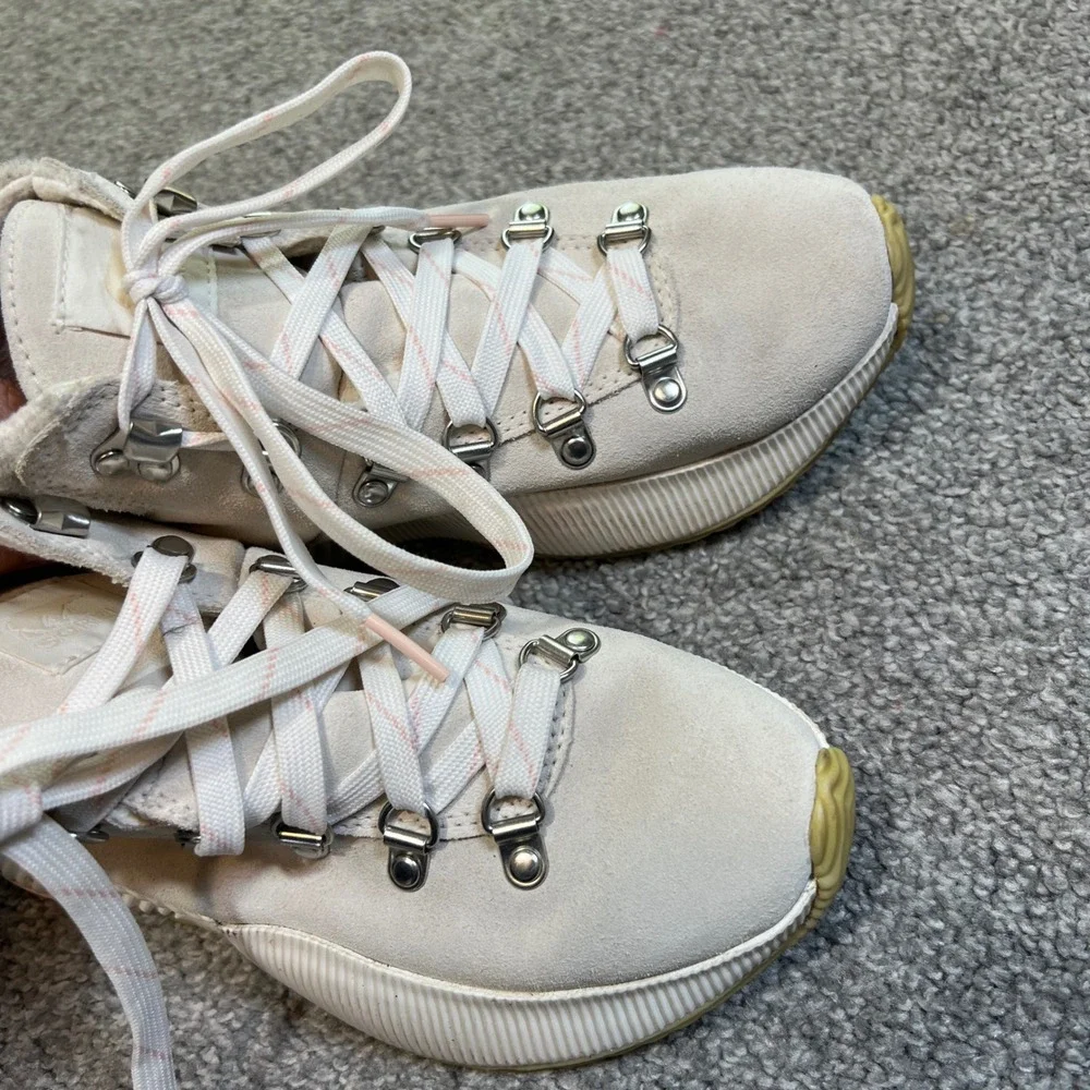 Sorel Out N About III Conquest Boots Womens 7 Sea Salt Waterproof outdoor hiking